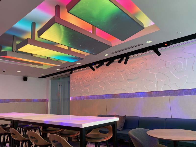 Deloitte Dynamic LED Tech